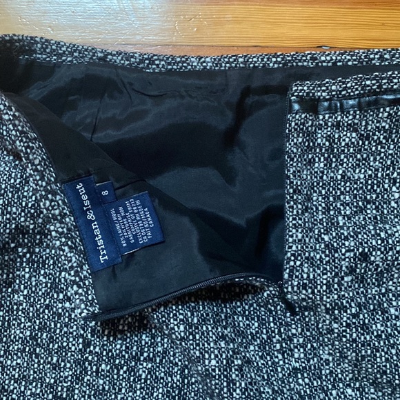 Tristan & Iseult, tweed pencil skirt with vegan leather detail - Picture 4 of 4